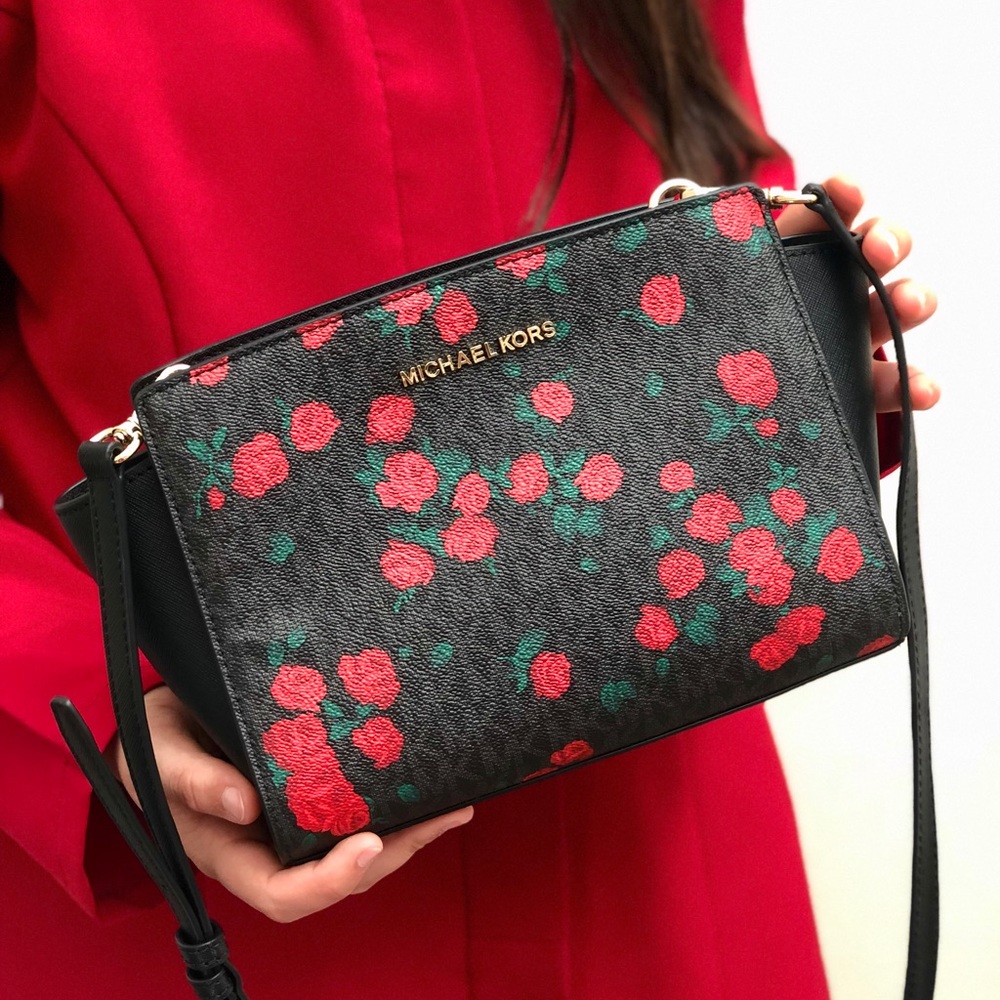 MICHAEL KORS CROSSBODY BAG